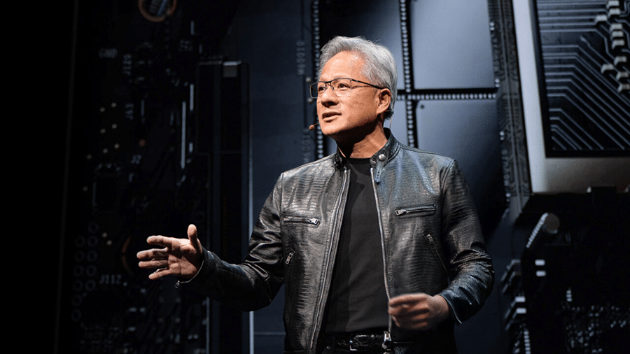 Jensen Huang CEO de Nvidia arremete contra los CEO que culpan a la IA de los despidos