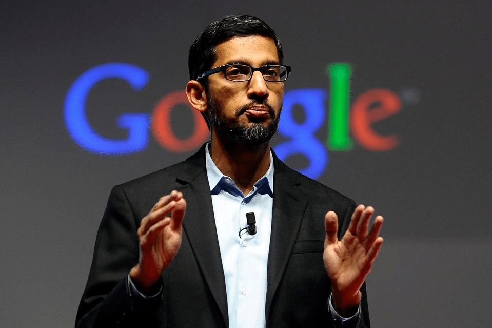 Sundar Pichai, CEO de Google, reconoció que algunas respuestas de AI Overviews, pueden ser “más subjetivas de lo que deberían”.