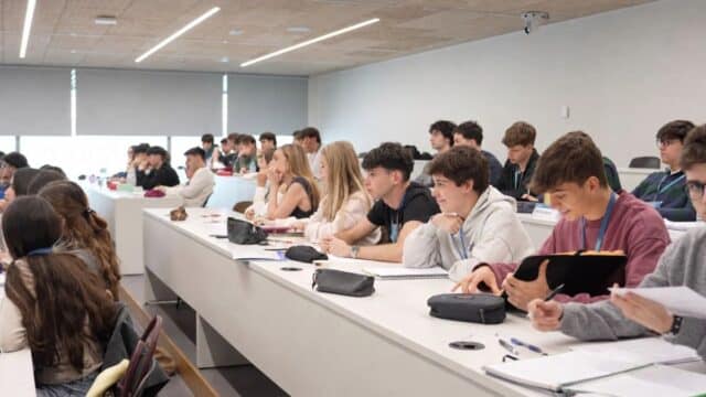 Europa Pone en Marcha un Plan para Formar a Jóvenes en IA y España Será uno de los Beneficiados