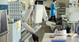 Genesis AI Presenta a Eno, el Robot Humanoide Diseñado para Adaptarse a Casi Cualquier Fábrica