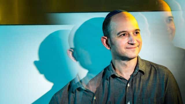 Noam Shazeer, Figura Importante en el Desarrollo de Gemini, Deja Google y se Suma al Equipo tras ChatGPT