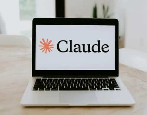 Polémica por la Reciente Política de Privacidad en Claude que Permite Ceder tus Datos a las Autoridades Polémica por la Reciente Política de Privacidad en Claude que Permite Ceder tus Datos a las Autoridades