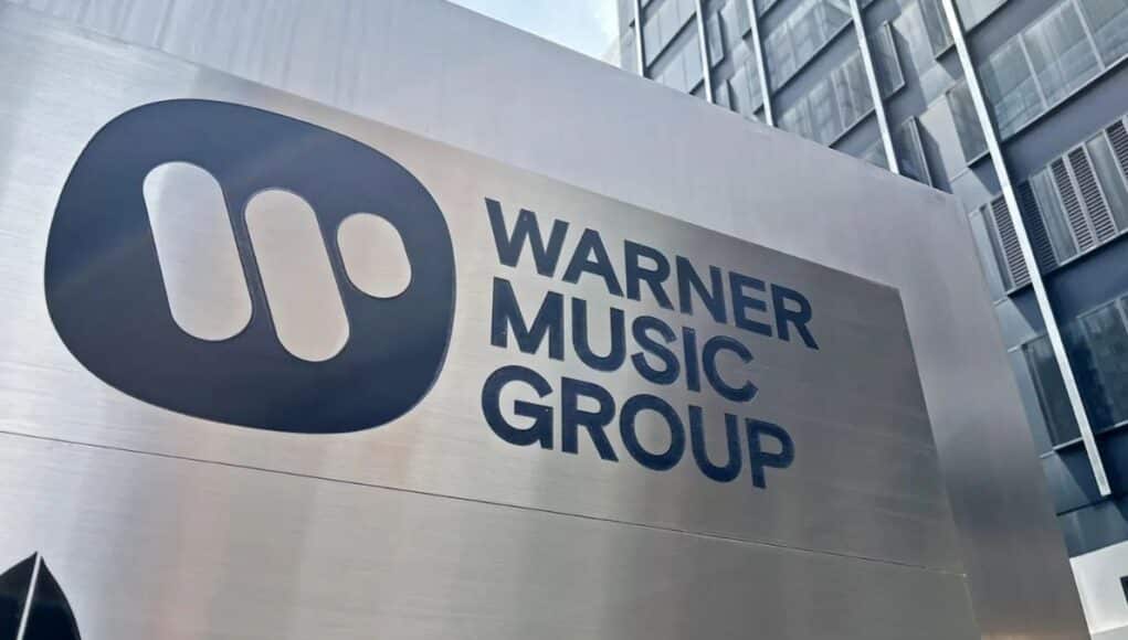 Warner Music Adquiere Sureel AI para Proteger Derechos en Música con IA