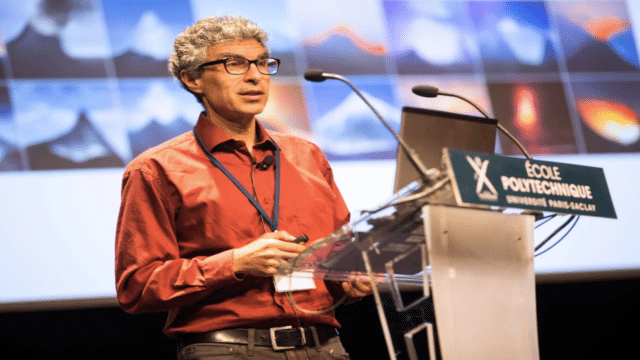 Experto Yoshua Bengio Advierte que la IA Podría Superar Nuestra Capacidad de Supervisión