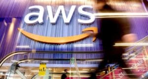 AWS y Medellín Impulsan un Curso Gratis de IA Certificado, con Salida Laboral