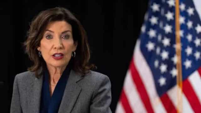 La Gobernadora de Nueva York Abre la Puerta a la IA Para Cambiar las Reglas del Estado La Gobernadora de Nueva York Abre la Puerta a la IA Para Cambiar las Reglas del Estado