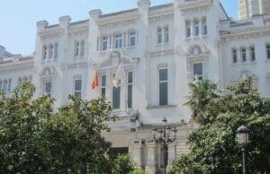 Un Abogado Recurrió a la IA Para Redactar un Recurso con 24 Citas Falsas y el TSXG lo Sancionó con Ironía Un Abogado Recurrió a la IA Para Redactar un Recurso con 24 Citas Falsas y el TSXG lo Sancionó con Ironía