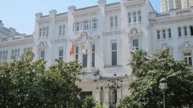 Un Abogado Recurrió a la IA Para Redactar un Recurso con 24 Citas Falsas y el TSXG lo Sancionó con Ironía Un Abogado Recurrió a la IA Para Redactar un Recurso con 24 Citas Falsas y el TSXG lo Sancionó con Ironía