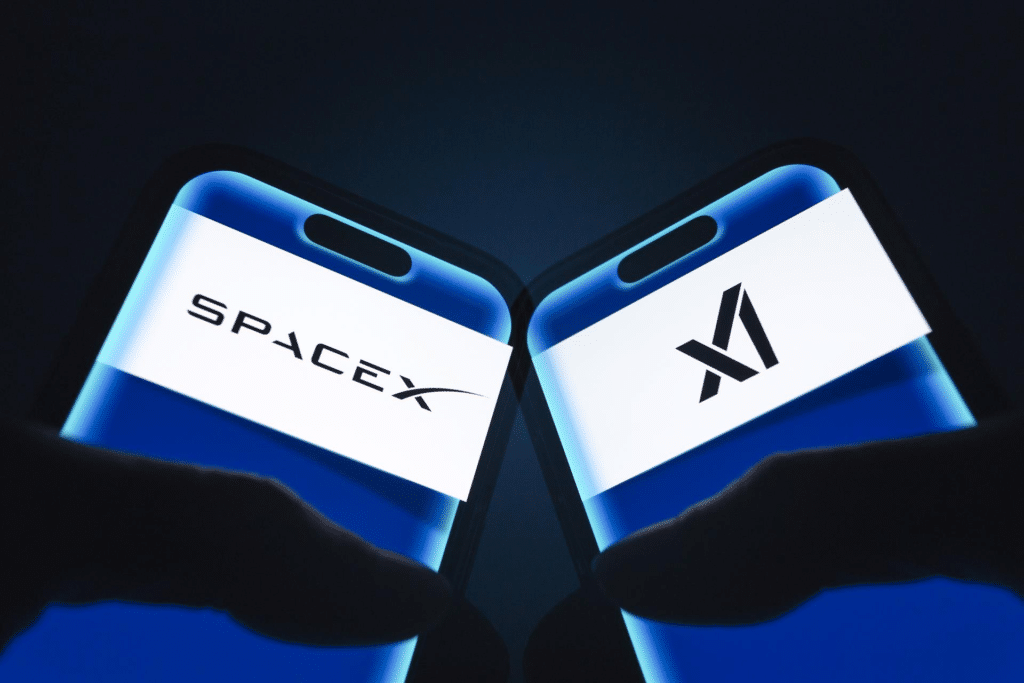 Aunque Elon Musk lo desmiente, SpaceX muestra un prototipo de dispositivo de IA a inversores.