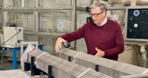 El Plan de Bill Gates para Llevar 345 Megavatios Nucleares a los Centros de Datos