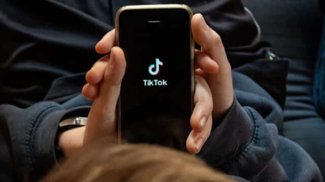 TikTok Quitá una Función de Seguridad Durante una Prueba, y un Usuario Acabó Suicidándose TikTok Quitá una Función de Seguridad Durante una Prueba, y un Usuario Acabó Suicidándose