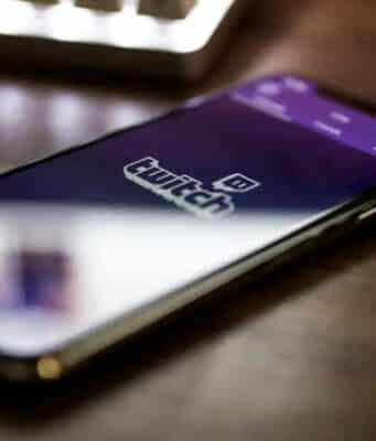 Twitch Usará por Defecto Contenido de Streamers para Entrenar la IA de Amazon
