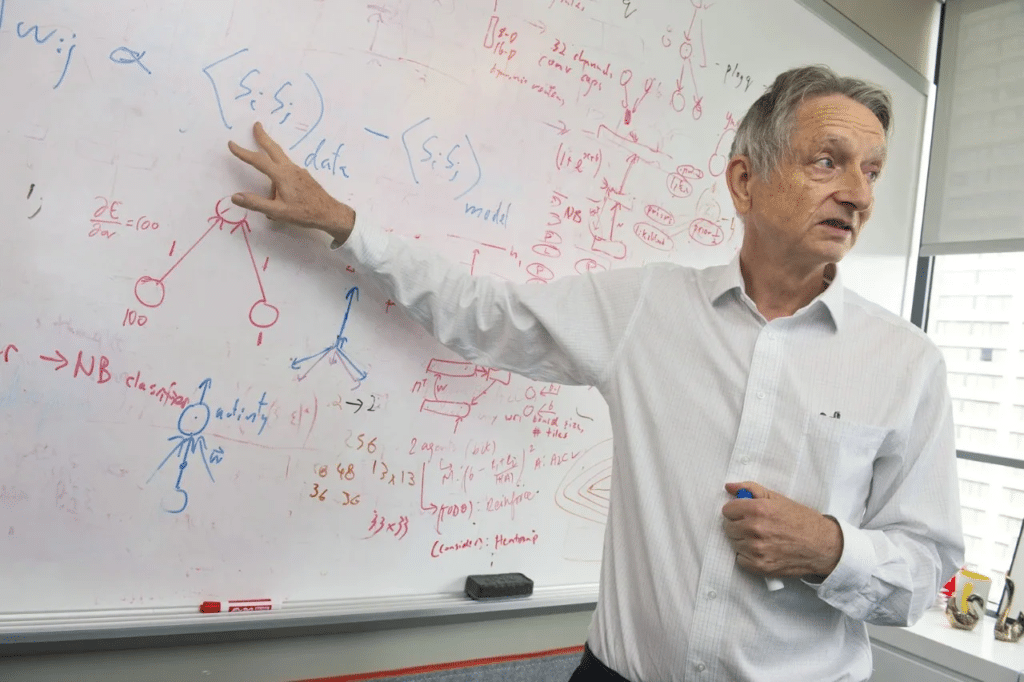 Hinton advierte que ni siquiera los expertos pueden predecir con claridad cómo evolucionará esta tecnología en los próximos diez años.