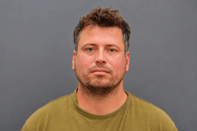 Exagente del FBI Patrick Yaroch