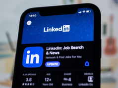 LinkedIn Empezó a Castigar la Basura Escrita con IA y Reduce un 40 % de las Visualizaciones LinkedIn Empezó a Castigar la Basura Escrita con IA y Reduce un 40 % de las Visualizaciones