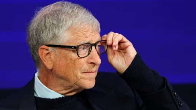 La Alerta de Bill Gates Sobre la IA que Aprende a Hacer Trampas para Cumplir Objetivos