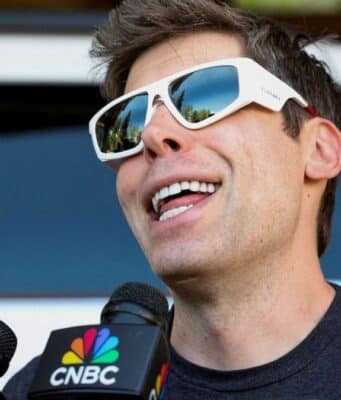 Las Gafas Inteligentes Prometen ser el un Gran Dispositivo, Pero Sam Altman Sabe Qué no le Gusta