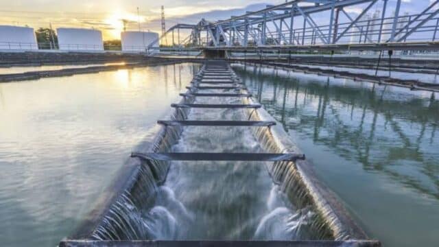 Rystad Energy Advierte que la IA Elevará el Consumo de Agua Hasta 644.000 Millones de Litros