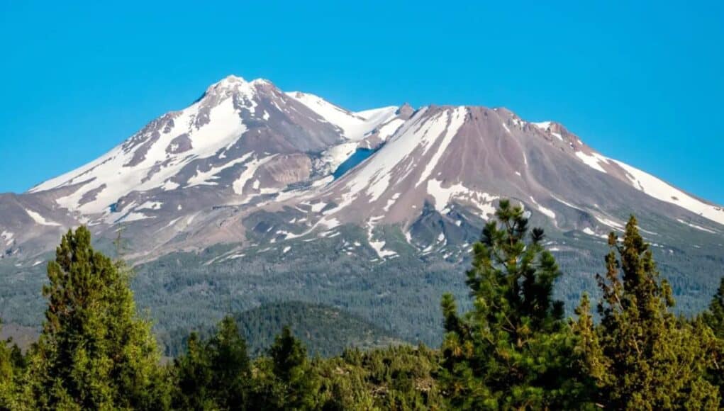 Tres Jóvenes Confiaron en Gemini para Calcular una Ruta de Montaña y Tuvieron que Ser Rescatados Tres Jóvenes Confiaron en Gemini para Calcular una Ruta de Montaña y Tuvieron que Ser Rescatados