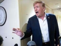 Trump Denuncia una Conspiración Contra la IA y Advierte que China se Está Beneficiando Trump Denuncia una Conspiración Contra la IA y Advierte que China se Está Beneficiando