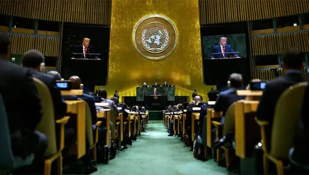 Trump Desafía a la ONU y Descarta Frenar la IA para Mantener Ventaja sobre China Trump Desafía a la ONU y Descarta Frenar la IA para Mantener Ventaja sobre China