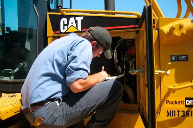 Caterpillar Procesa 16 Petabytes para Reparar Máquinas con un Asistente de IA Caterpillar Procesa 16 Petabytes para Reparar Máquinas con un Asistente de IA