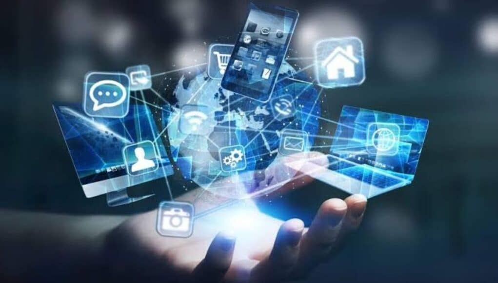 Más de 400 Expertos Piden Aislar las IA de Alto Riesgo de Internet Durante Sus Pruebas Más de 400 Expertos Piden Aislar las IA de Alto Riesgo de Internet Durante Sus Pruebas
