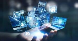 Más de 400 Expertos Piden Aislar las IA de Alto Riesgo de Internet Durante Sus Pruebas