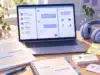 NotebookLM: qué es, cómo usarlo gratis y trucos para estudiar NotebookLM para estudiar: portátil con un cuaderno de IA, apuntes en PDF, resumen de audio, mapa conceptual y tarjetas